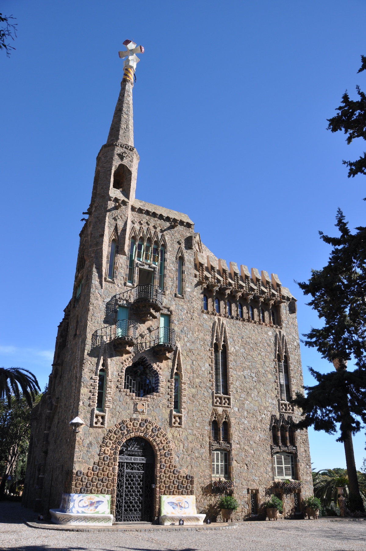 Gaudi architecture Barcelona Bellesguard tower